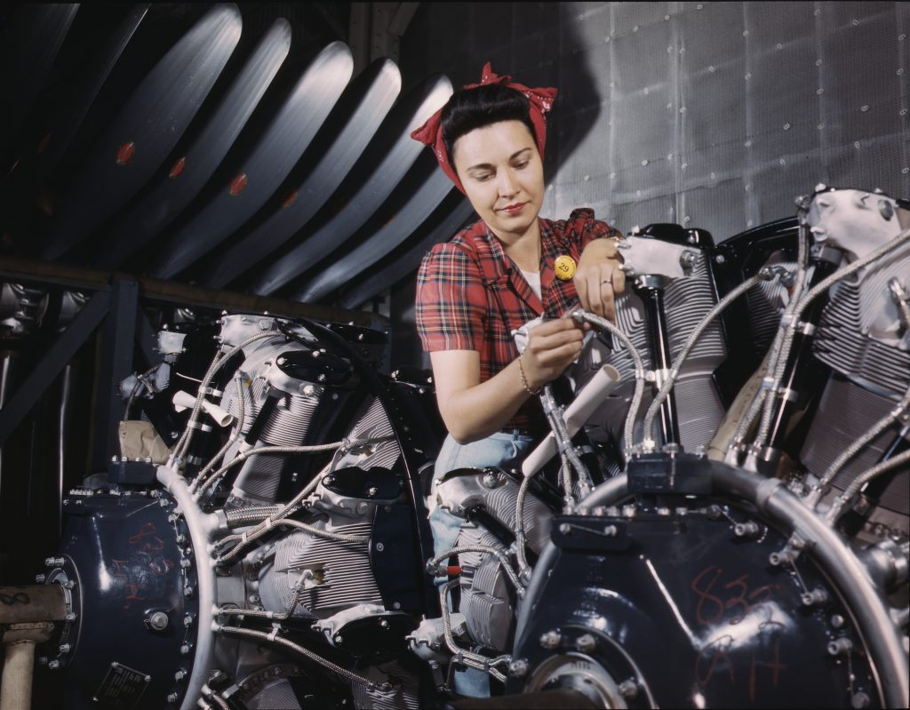 mechanic – Women of World War II