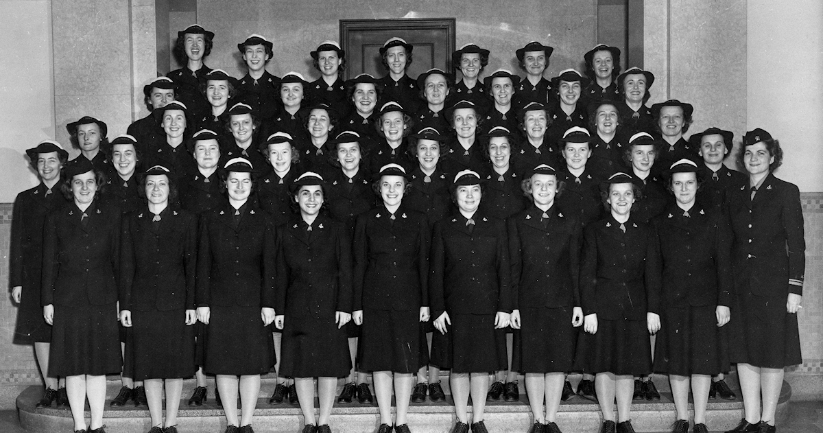 Group Photo of WAVES in Washington, D.C. – Women of World War II