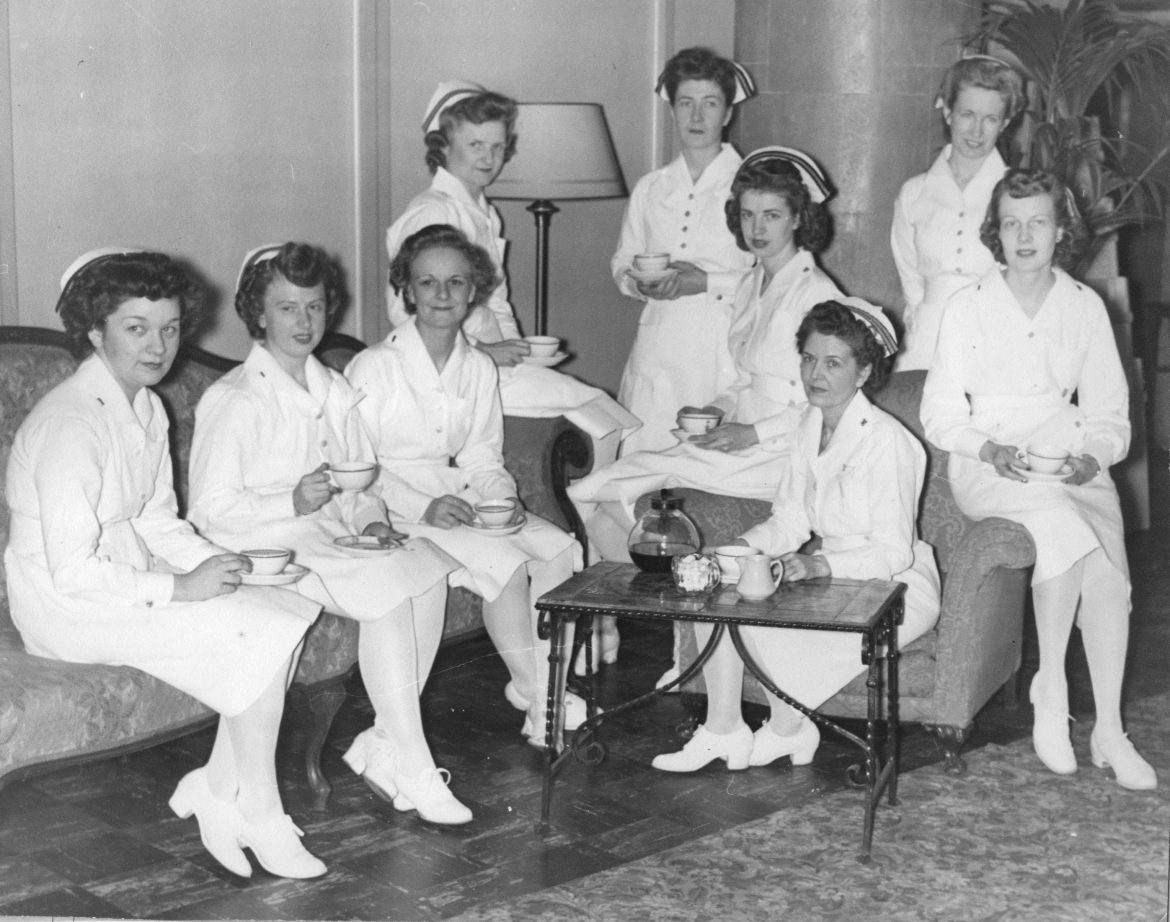 Navy Nurses At Brooklyn Naval Convalescent Hospital Women Of World War Ii